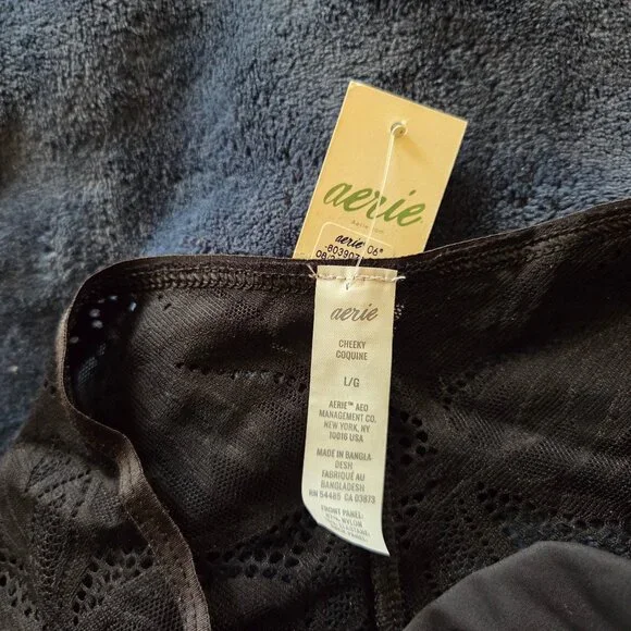 Aerie black lace back cheeky panties size L - Picture 3 of 3